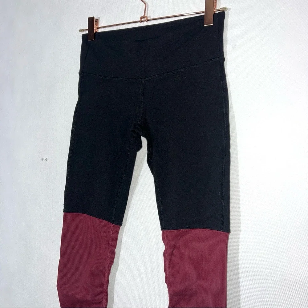 ALO YOGA GODDESS ruched ribbed two-tone color-block stretch knit leggings Xsmall